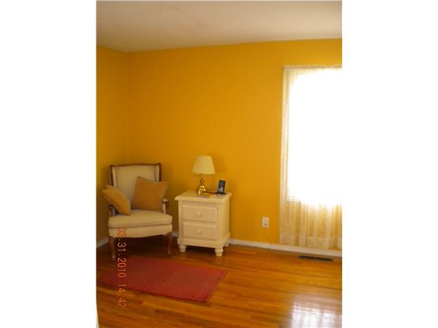 4456 Blythe Road Columbus, OH 43224 - Photo 7 of 12 Gallery Image 7