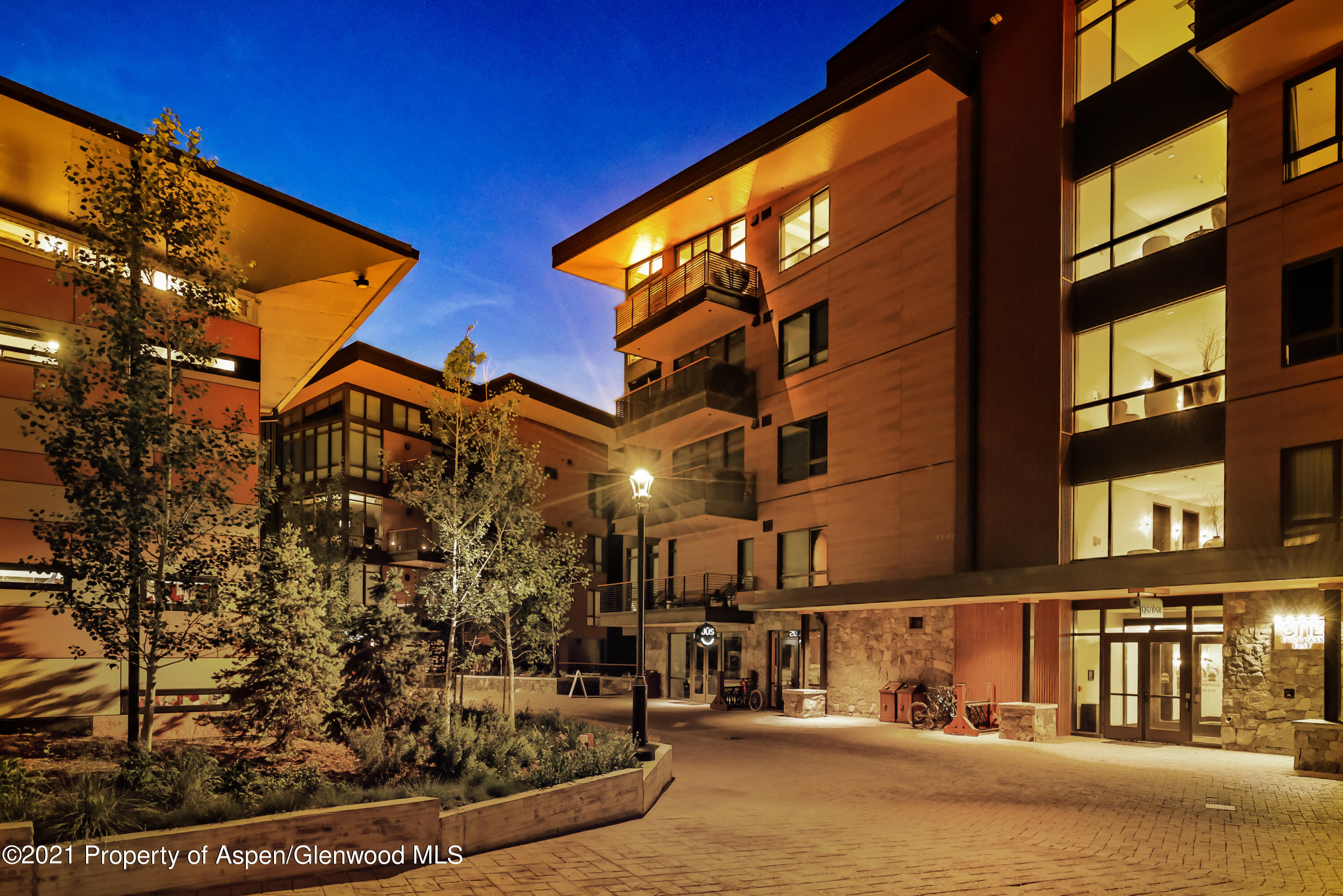 77 Wood Road, Unit 801E Snowmass Village, CO 81615 - Photo 23 of 30 a view of a building