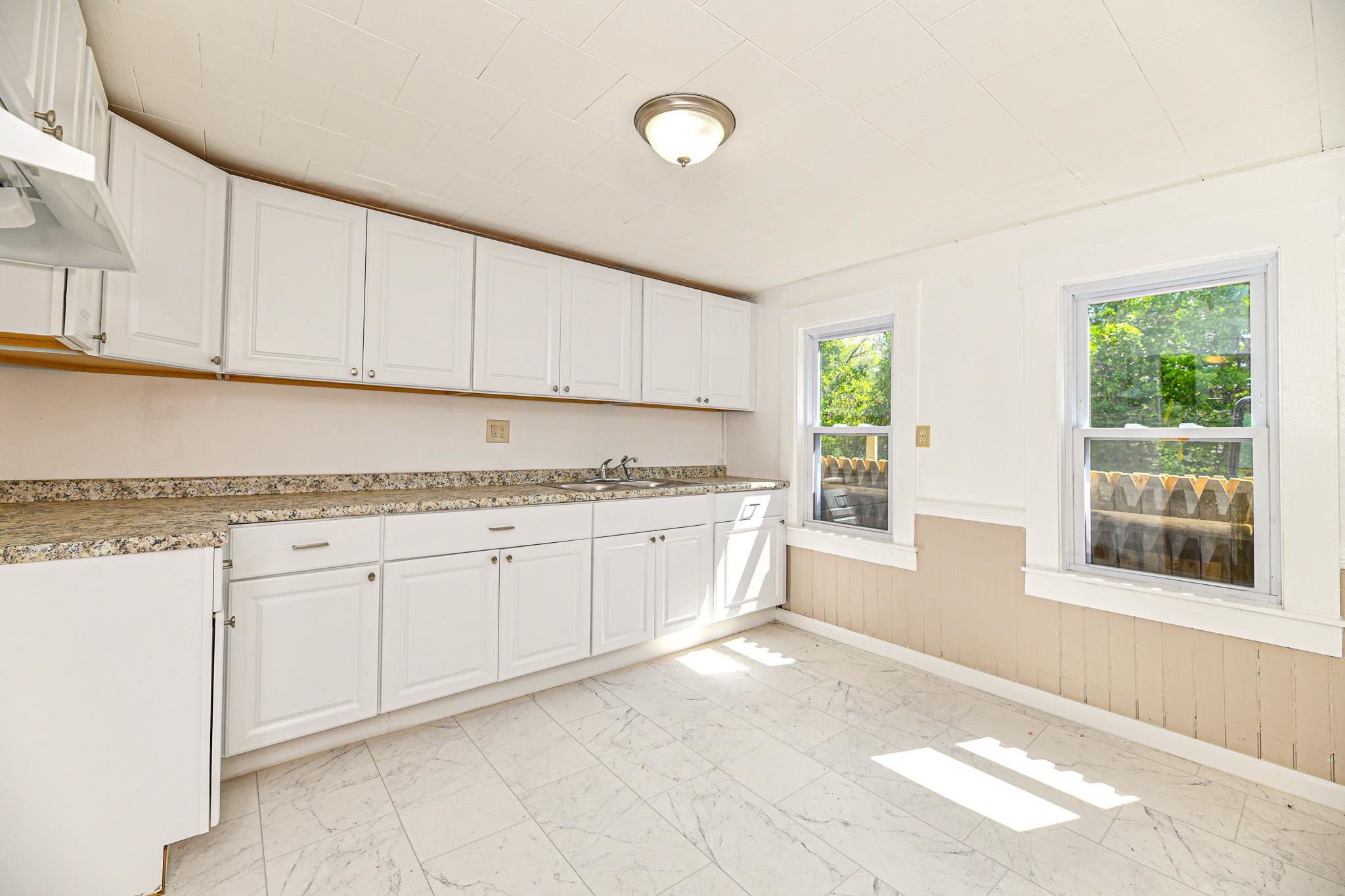 55 Exeter Road Newmarket, NH 03857 - Photo 10 of 39