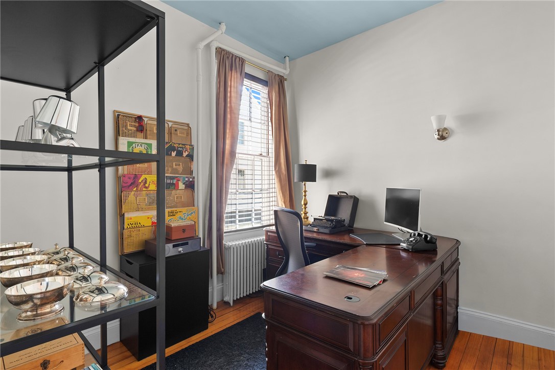 16 Sherman Street Newport, RI 02840 - Photo 21 of 29 Gallery Image 21