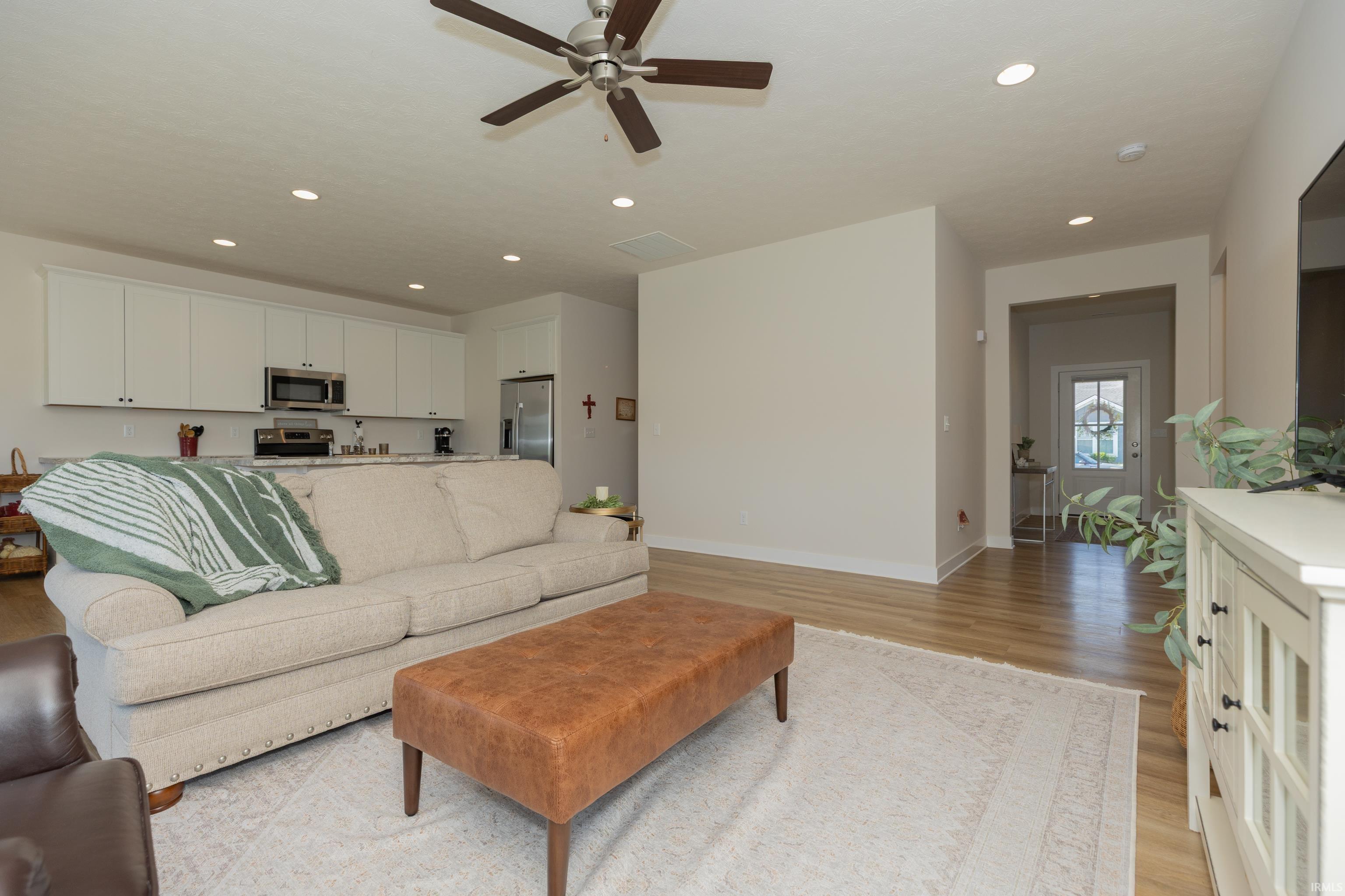 9804 Monte Way Newburgh, IN 47630 - Photo 7 of 23
