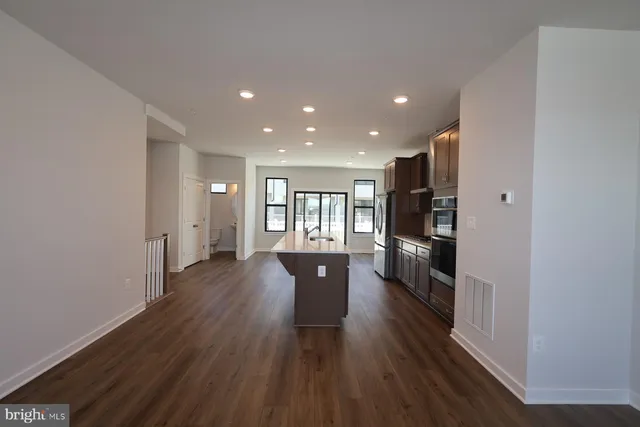 $4,025 | 5014 Henry King Way, Bowie, MD 20715