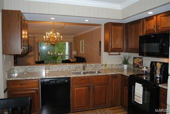 554 Oak Ridge Trails Court Ballwin, MO 63021 - Photo 7 of 38 Gallery Image 7
