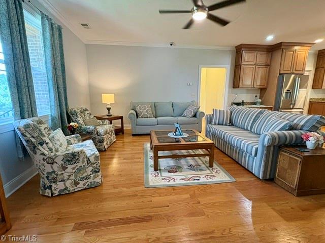 2093 Champion Road Ferguson, NC 28624 - Photo 20 of 49 Living room area