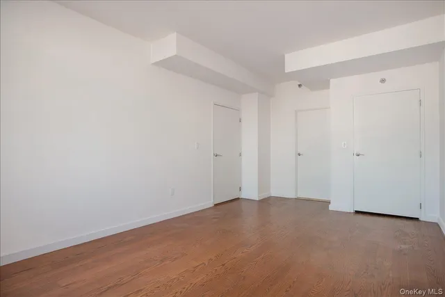 $958,000 | 40-26 College Point Boulevard, Unit PH2D | Flushing