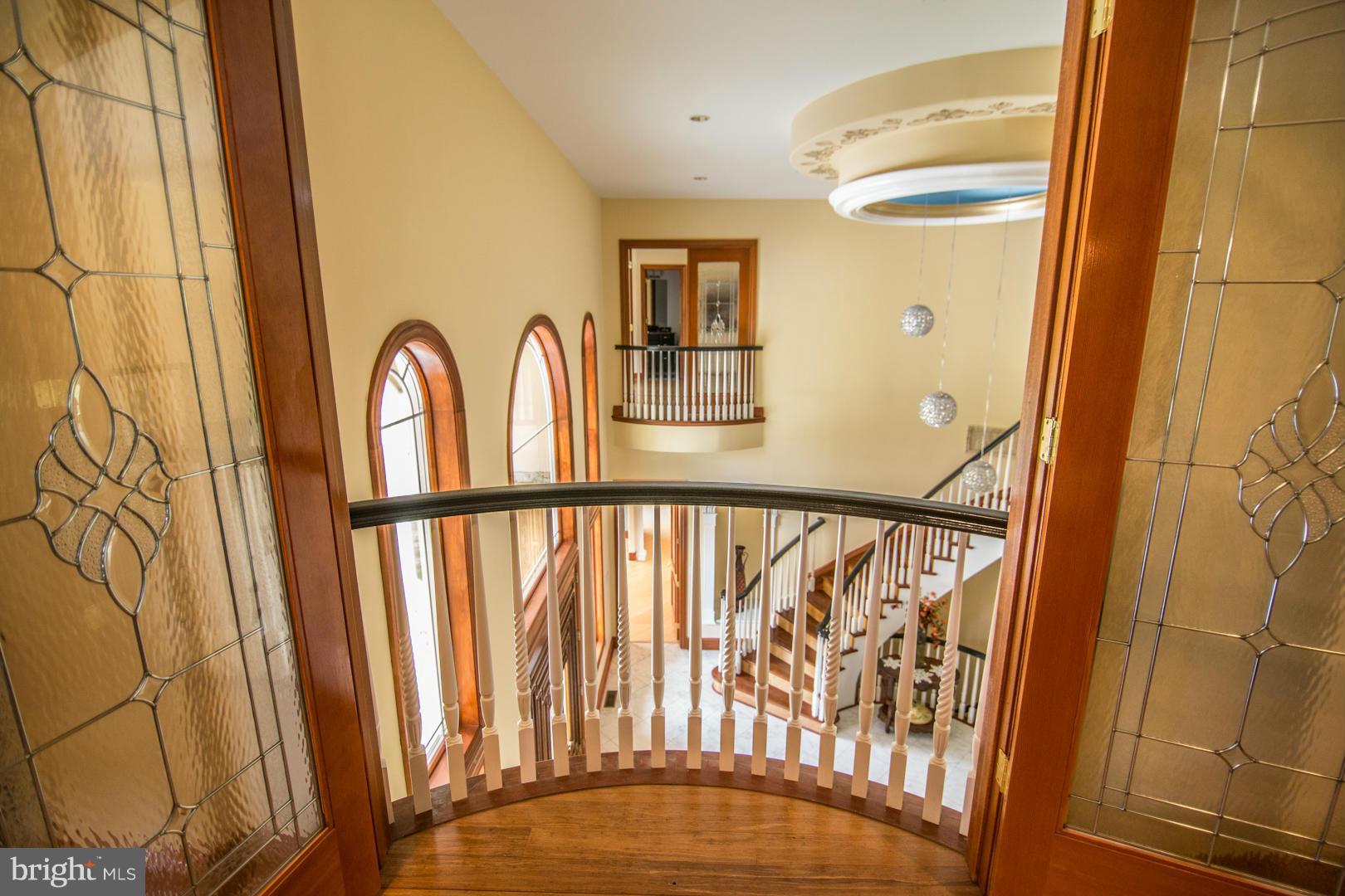 11604 River Road Potomac, MD 20854 - Photo 23 of 30 Bedroom - Juliet balcony overlooking the foyer