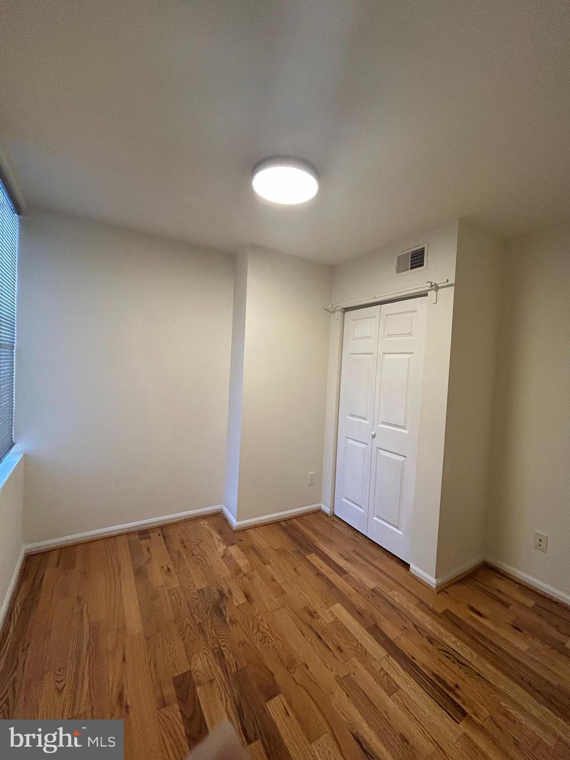1008 Winton Street Philadelphia, PA 19148 - Photo 17 of 29 2nd bedroom on 2nd floor