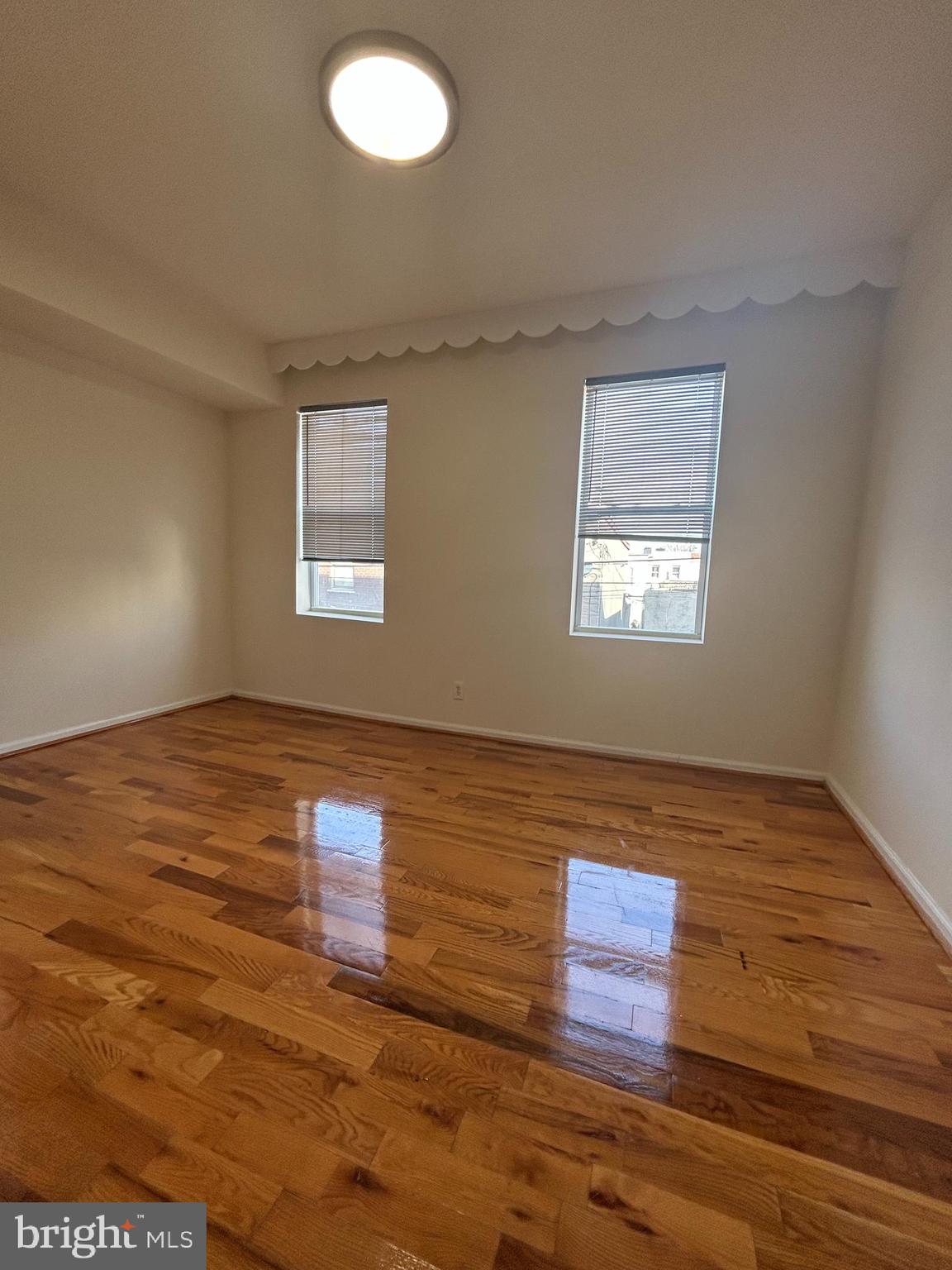 1008 Winton Street Philadelphia, PA 19148 - Photo 19 of 29 3rd bedroom on 2nd floor