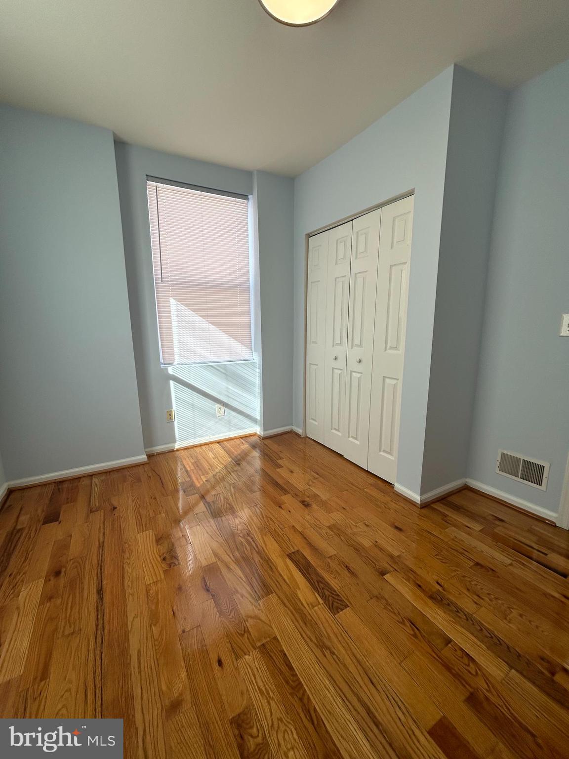 1008 Winton Street Philadelphia, PA 19148 - Photo 22 of 29 4th bedroom on 3rd floor