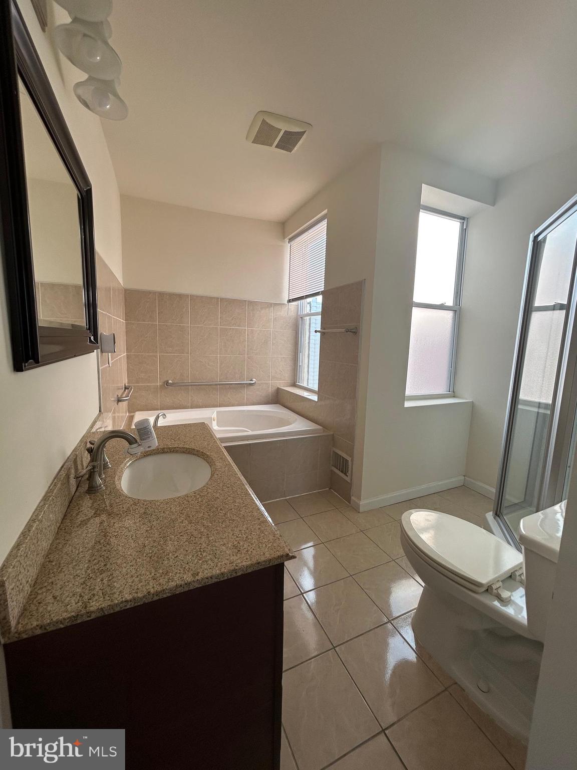 1008 Winton Street Philadelphia, PA 19148 - Photo 26 of 29 bathroom on 3rd floor