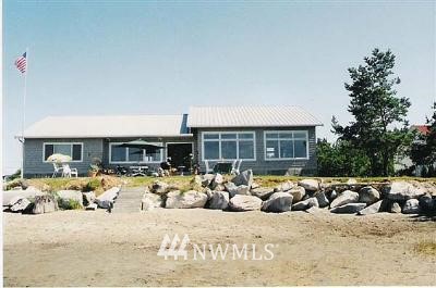 2650 Sunlight Beach Road Clinton, WA 98236 - Photo 1 of 1 Gallery Image 1