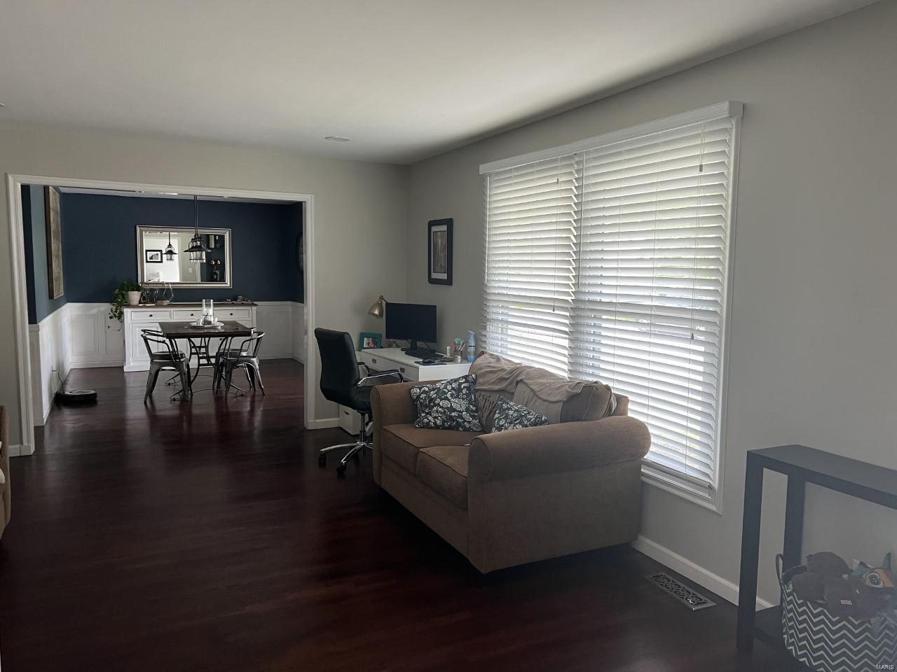 824 Dutch Mill Drive Ballwin, MO 63011 - Photo 2 of 8