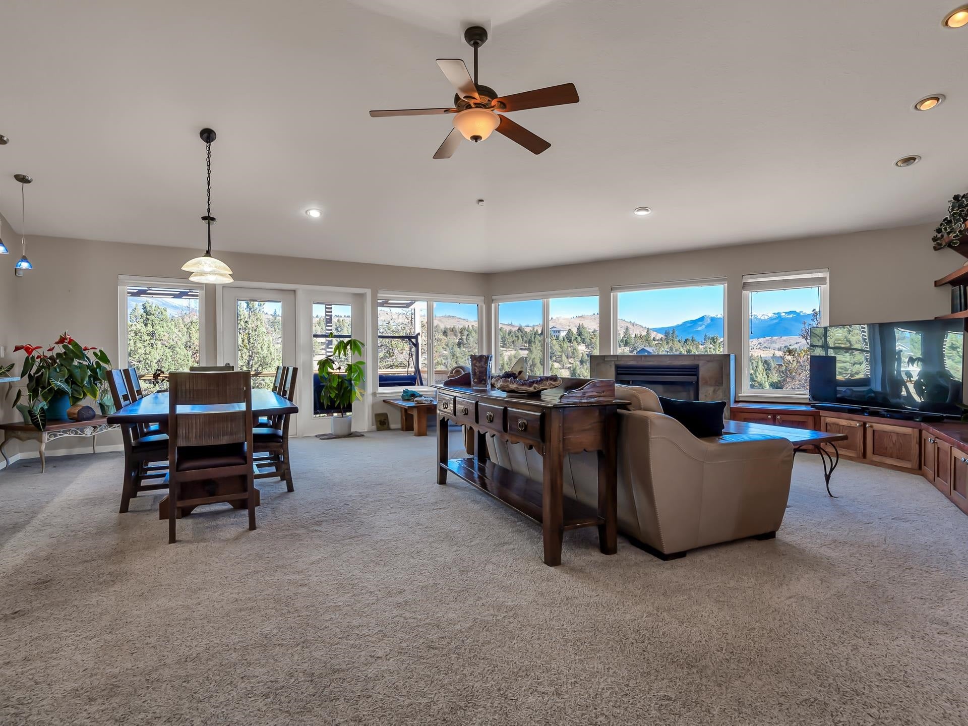 5220 Saddle Ridge Road Weed, CA 96094 - Photo 15 of 44 Gallery Image 15