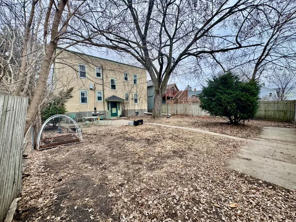 $1,750 | 2828 28th Avenue South, Unit 1, Minneapolis, MN 55406