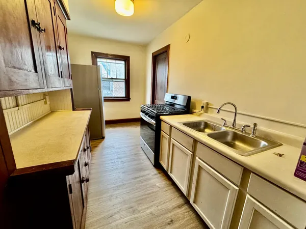 $1,750 | 2828 28th Avenue South, Unit 1, Minneapolis, MN 55406