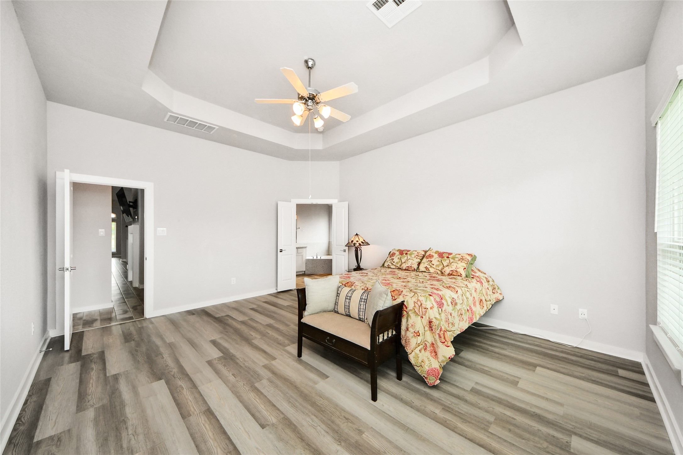 1577 Elm Place Angleton, TX 77515 - Photo 20 of 45