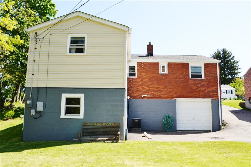 238 Castle Road Pittsburgh, PA 15234 - Photo 21 of 23 Gallery Image 21