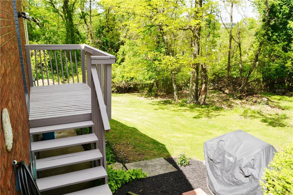238 Castle Road Pittsburgh, PA 15234 - Photo 22 of 23 Gallery Image 22