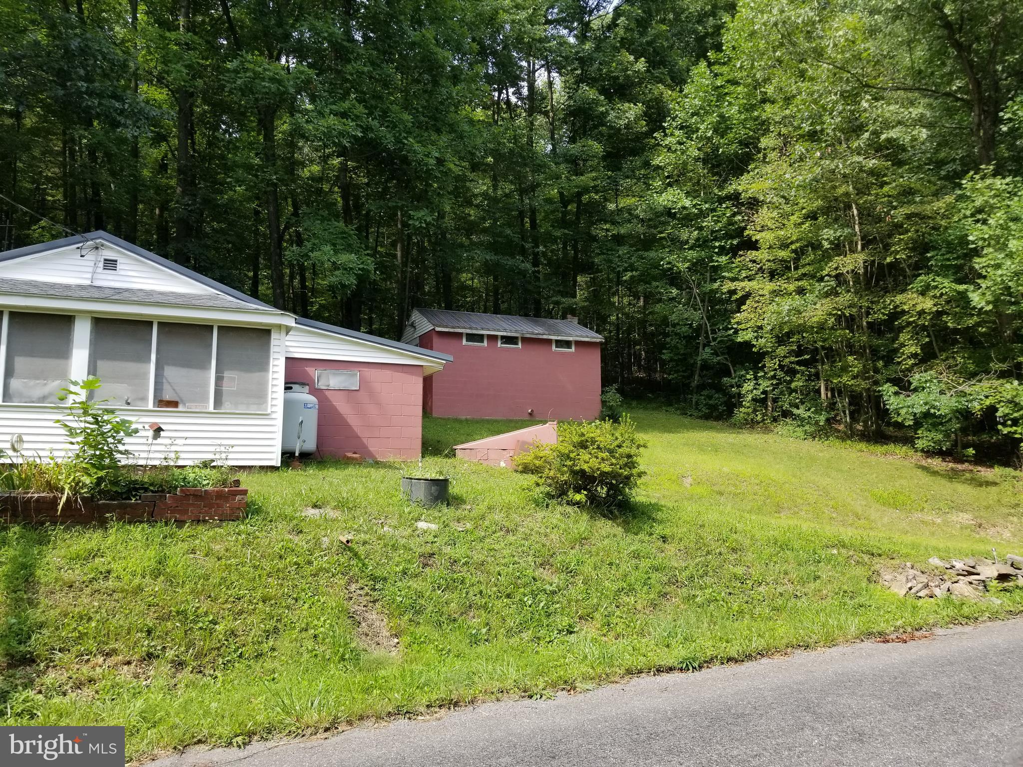 714 Deitrich Road Halifax, PA 17032 - Photo 2 of 5 Gallery Image 2