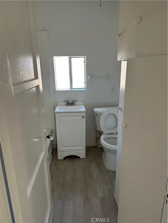 $1,300 | 117 Harris Drive, Bakersfield, CA 93308