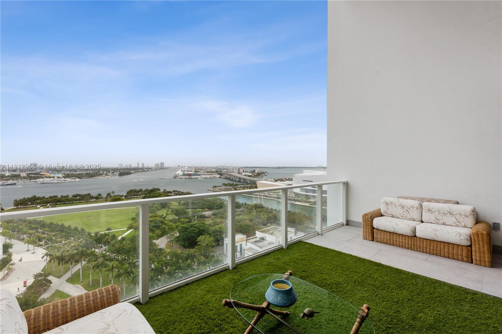 1040 Biscayne Boulevard, Unit 1602 Miami, FL 33132 - Photo 35 of 39 a view of a balcony with lake view