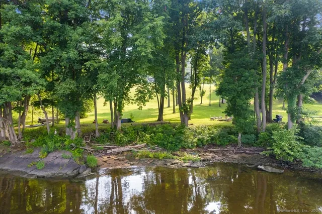 $1,250,000 | 195 Injun Hollow Road, Haddam, CT 06424