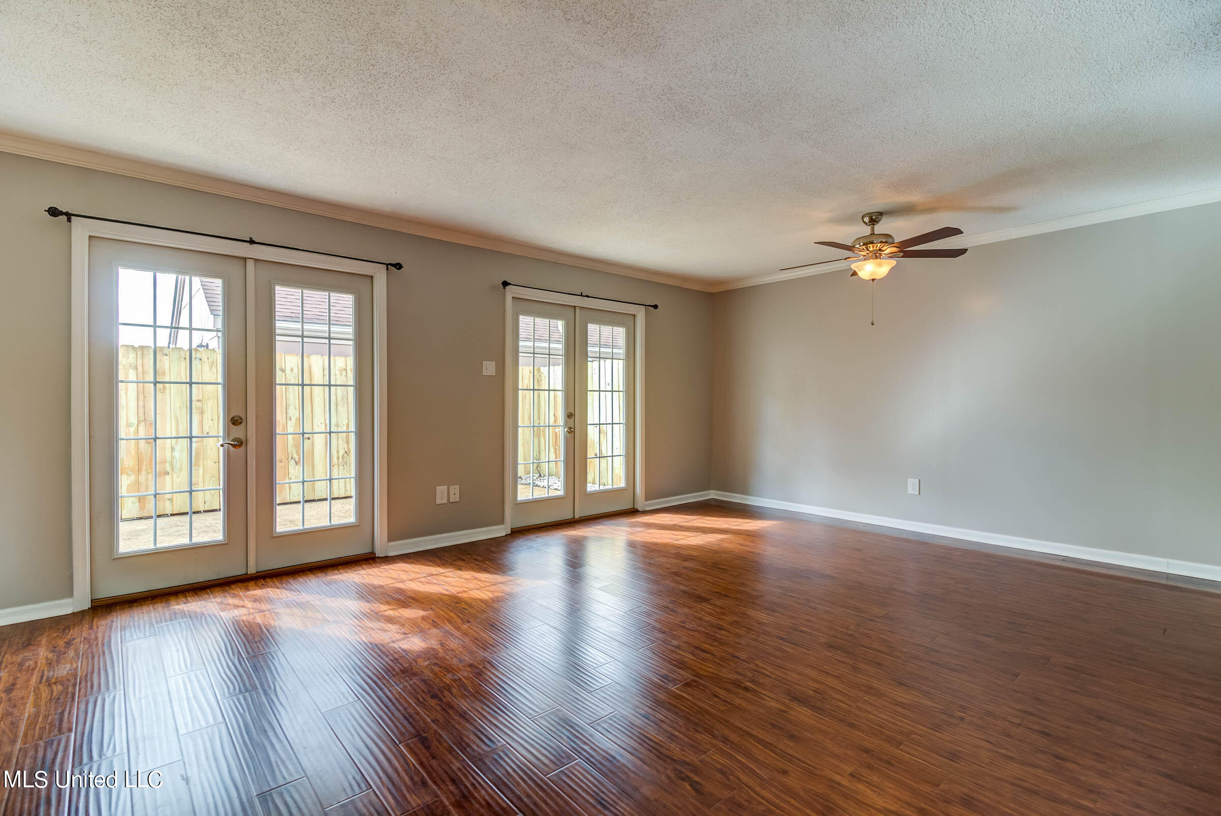 928 Courthouse Road, Unit 9 Gulfport, MS 39507 - Photo 8 of 40 928 Courthouse Rd #9 (4)