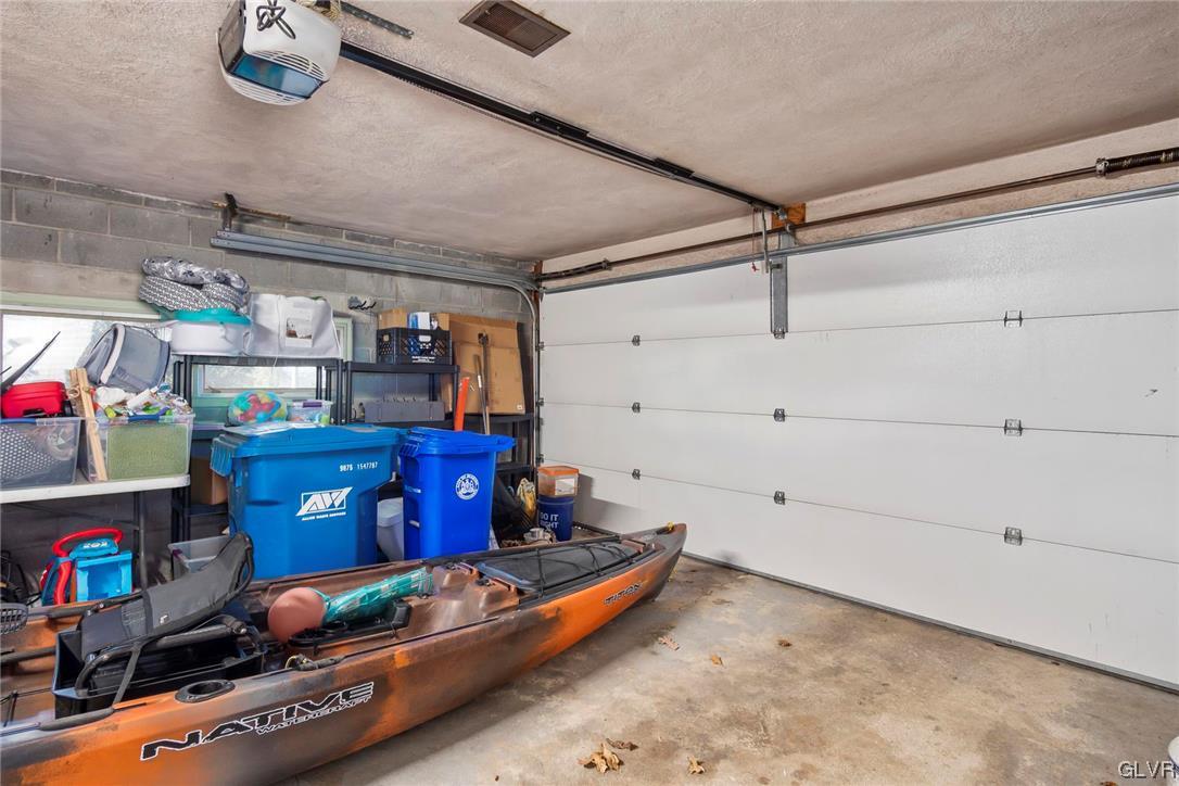 1511 Lorraine Road Reading, PA 19604 - Photo 22 of 27 Garage