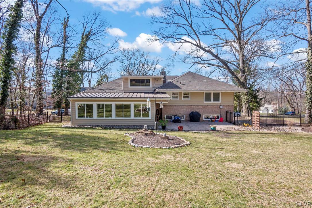 1511 Lorraine Road Reading, PA 19604 - Photo 25 of 27 Back of home