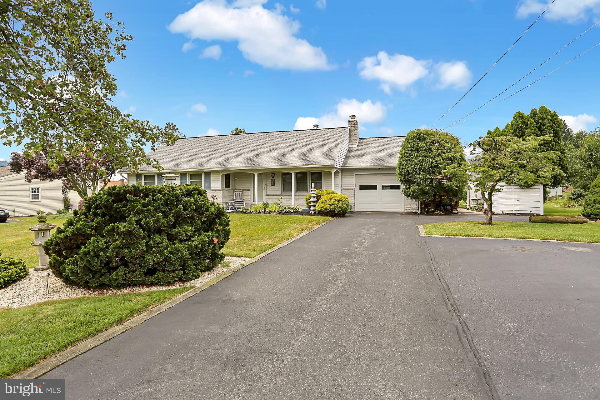 800 Lorane Road Reading, PA 19606 - Photo 2 of 27 Gallery Image 2