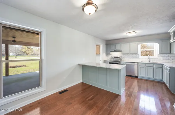 $295,000 | 27800 Highway 125, Henderson, TN 38340