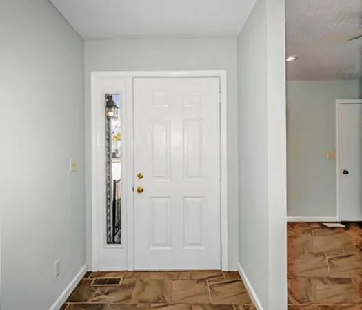 $299,900 | 1212 Quail Run Drive, Savoy, IL 61874