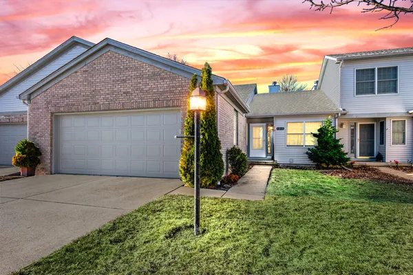 $299,900 | 1212 Quail Run Drive, Savoy, IL 61874