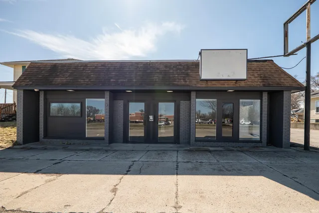 $249,900 | 1428 East Calvert Street, South Bend, IN 46613