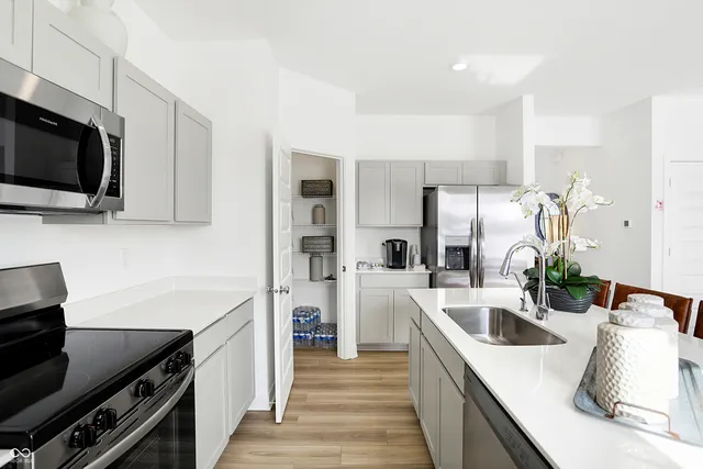 $269,640 | 2348 Dillon Drive, Greenfield, IN 46140