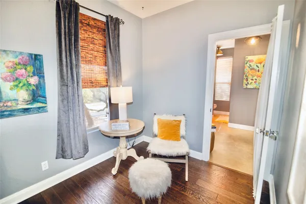 $985,000 | 10921 Long Branch Drive, Austin, TX 78736