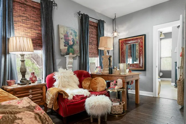 $1,050,000 | 10921 Long Branch Drive, Austin, TX 78736