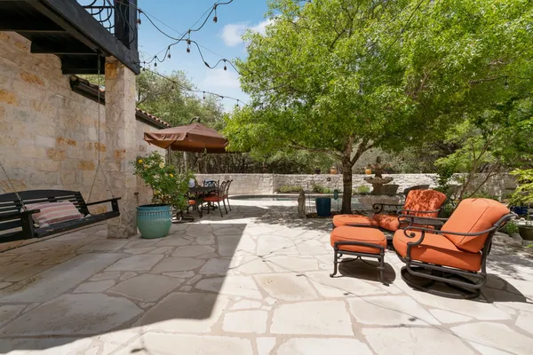 $985,000 | 10921 Long Branch Drive, Austin, TX 78736