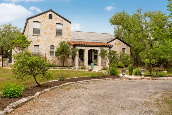 $985,000 | 10921 Long Branch Drive, Austin, TX 78736
