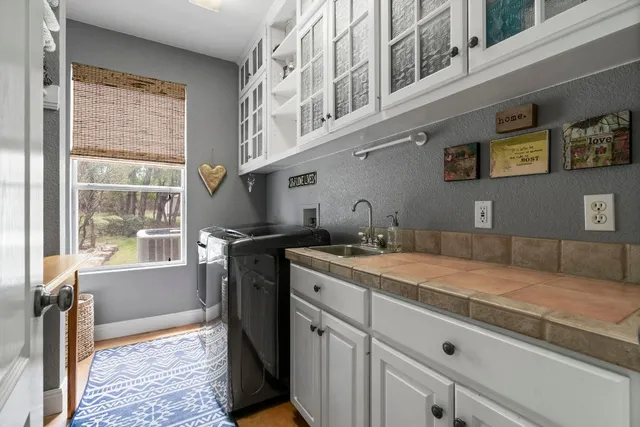 $1,050,000 | 10921 Long Branch Drive, Austin, TX 78736