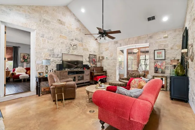 $1,050,000 | 10921 Long Branch Drive, Austin, TX 78736