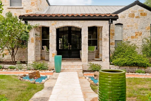 $1,050,000 | 10921 Long Branch Drive, Austin, TX 78736