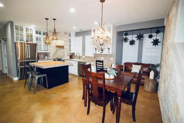 $985,000 | 10921 Long Branch Drive, Austin, TX 78736
