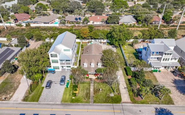 $1,500,000 | 4555 Luke Avenue, Destin, FL 32541