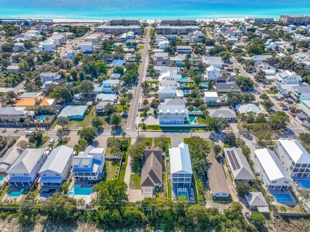 $1,500,000 | 4555 Luke Avenue, Destin, FL 32541