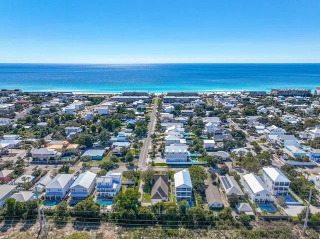 $1,500,000 | 4555 Luke Avenue, Destin, FL 32541