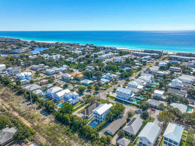 $1,500,000 | 4555 Luke Avenue, Destin, FL 32541