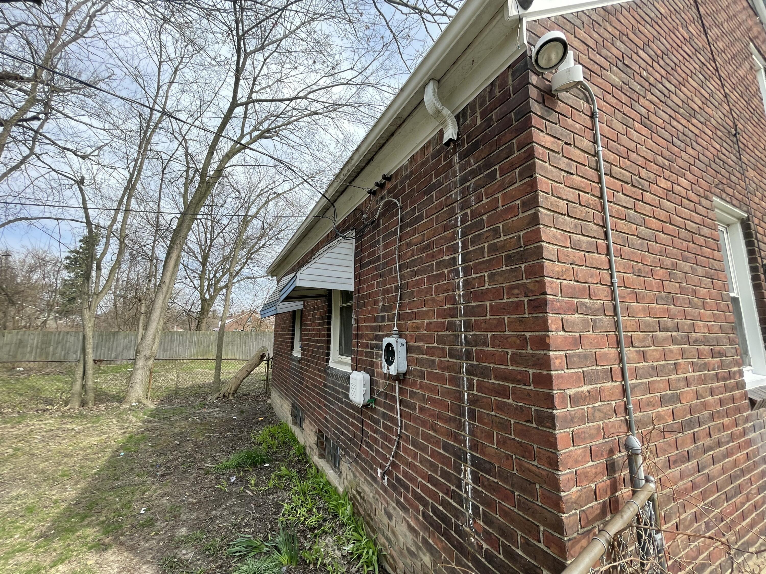 3929 Nottingham Road Detroit, MI 48224 - Photo 16 of 18 IMG_7006