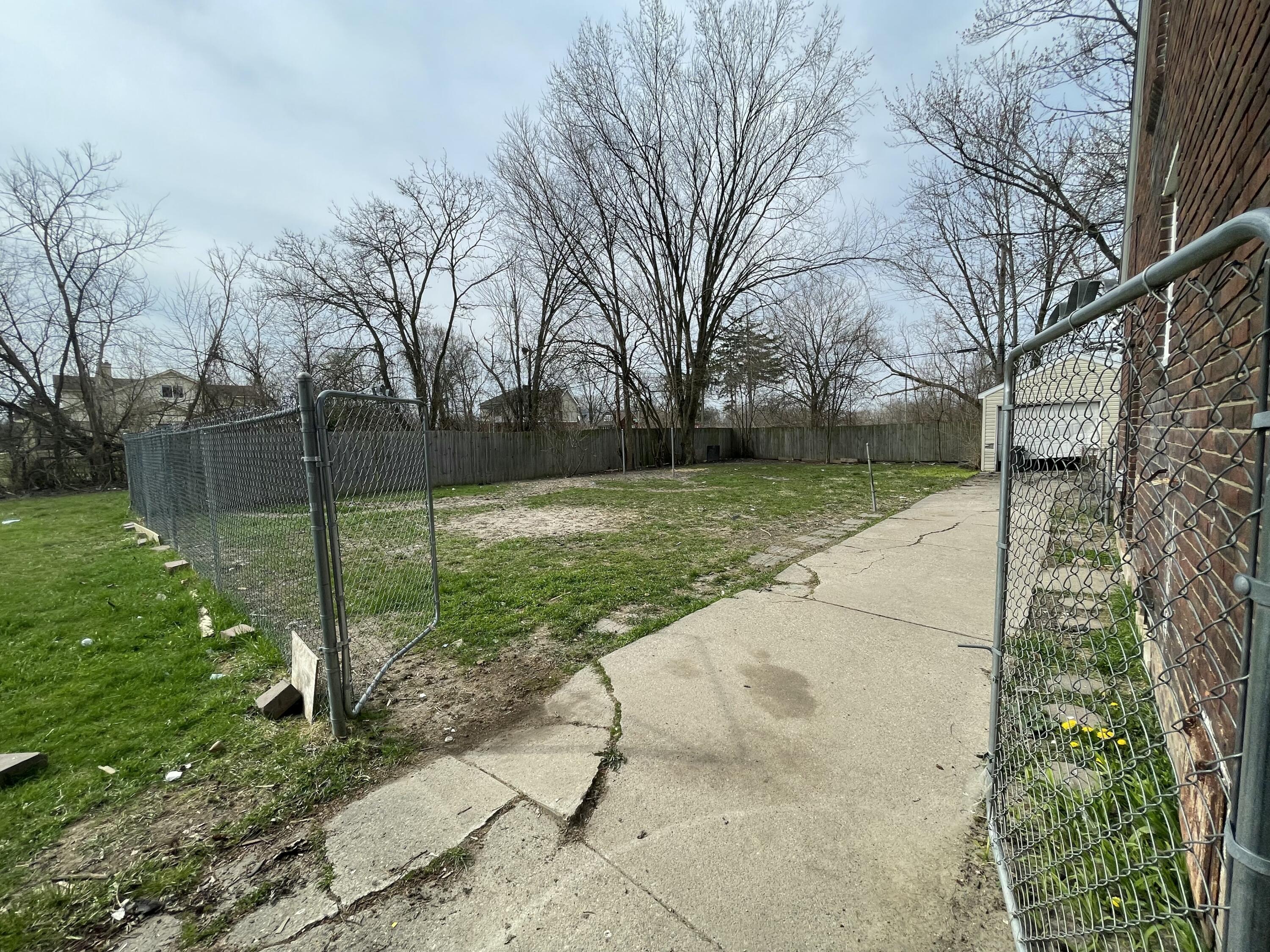 3929 Nottingham Road Detroit, MI 48224 - Photo 17 of 18 IMG_7003
