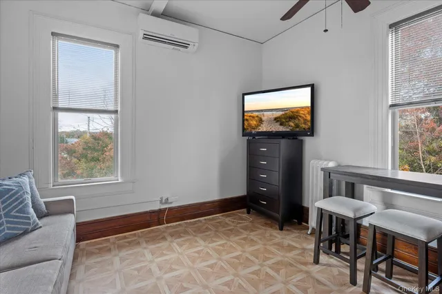 $2,279,000 | 121 South Jamesport Avenue, South Jamesport, NY 11901